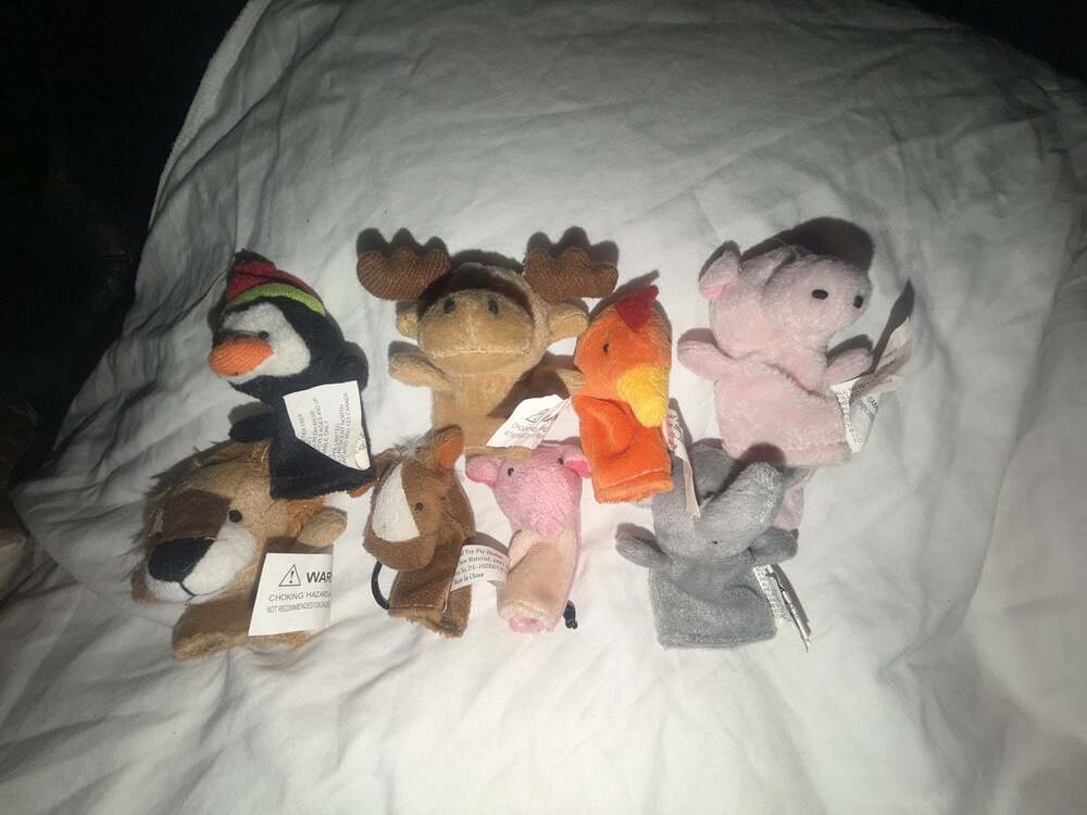 Set of 8 Assorted Plush Animal Finger Puppets